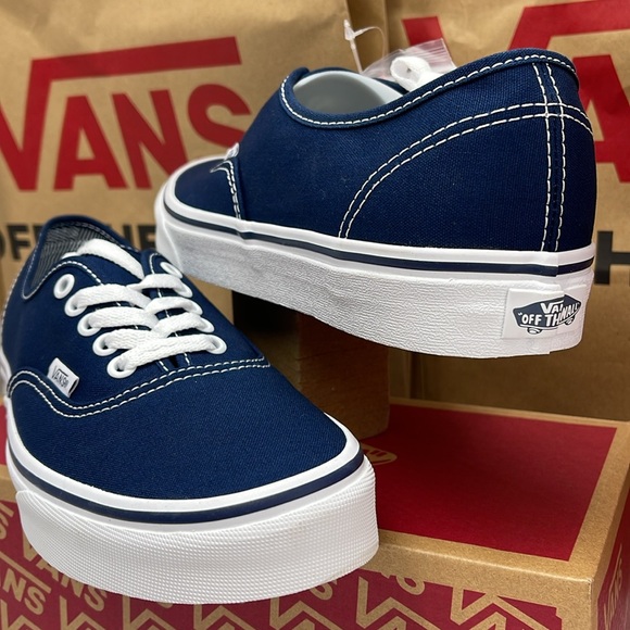 Vans Men’s Authentic (Angstrping) Dress blue/True White 
VN000EE332D
Sneakers - Picture 9 of 16